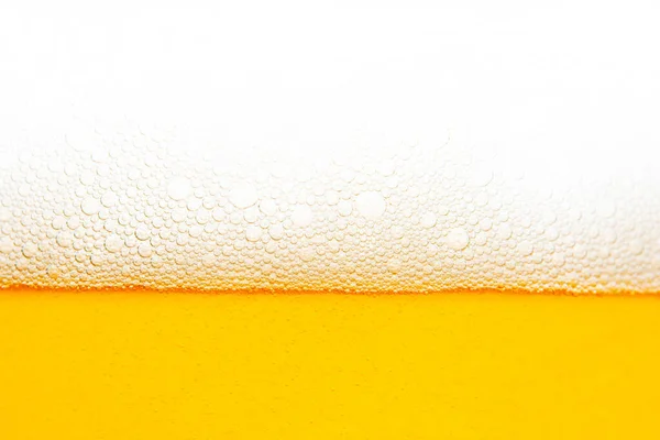 Light Beer háttér a fehér — Stock Fotó