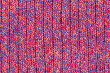 Pembe melanj örülmüş süveter dokusu