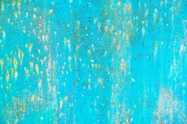 Köy ambarındaki eski mavi ahşap paneller