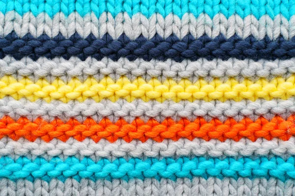 Proužkovaná barevná pletenina — Stock fotografie