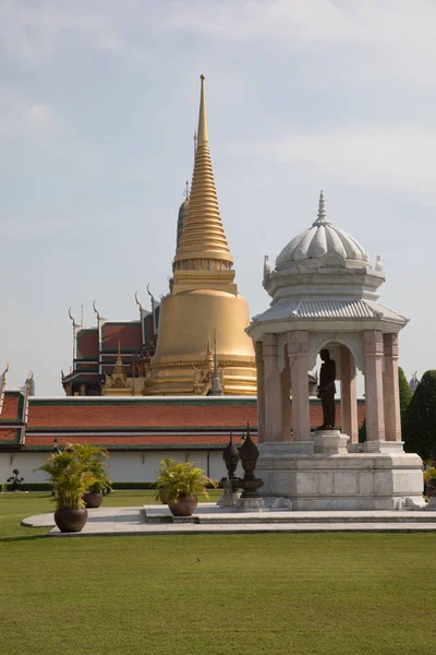 エメラルド Budha の寺 — ストック写真