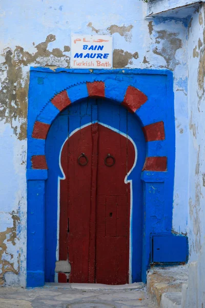 Dekorativa dörrarna till Tunisien — Stockfoto