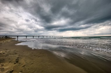 Yeni Zeland Kuzey ve Güney Adalarını Vurguluyor