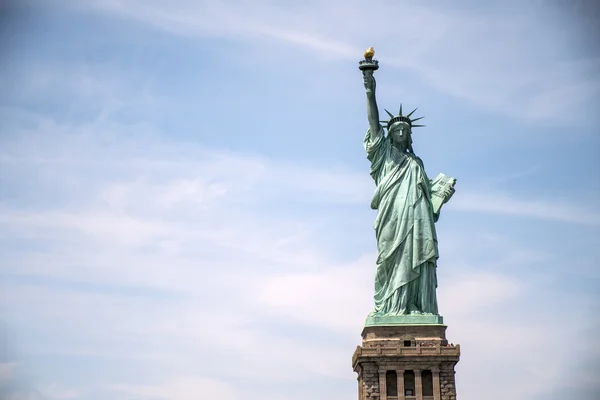 Liberty New York-i Skyline emlékmű 6 szobra — Stock Fotó