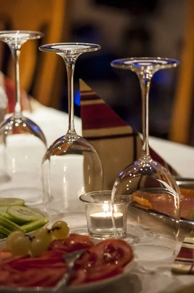 Desayuno Mesa Primeros planos Vino brunch glases verduras — Foto de Stock