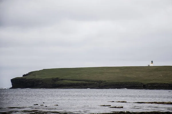 Birsay Adası Orkney İskoçya İngiltere'de deniz feneri Brough — Stok fotoğraf