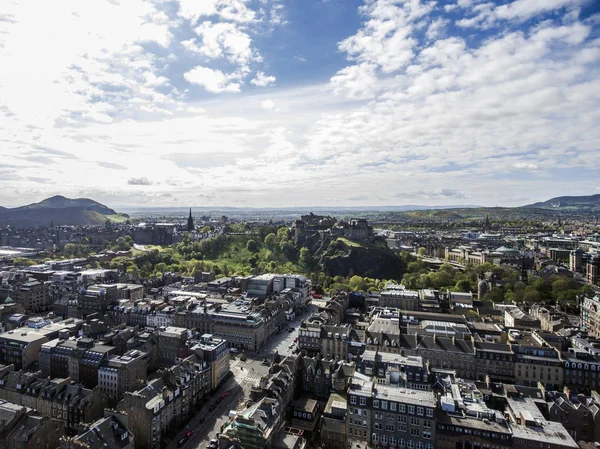 Storico Castello Rock di Edimburgo — Foto Stock