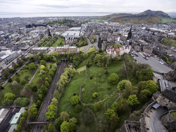 Storico Castello sulla Roccia di Edimburgo — Foto Stock