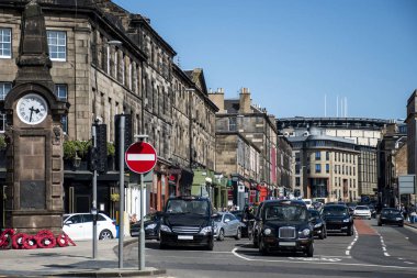İskoçya İngiltere Edinburgh günlük yaşam ve taksi iş sokaklarda