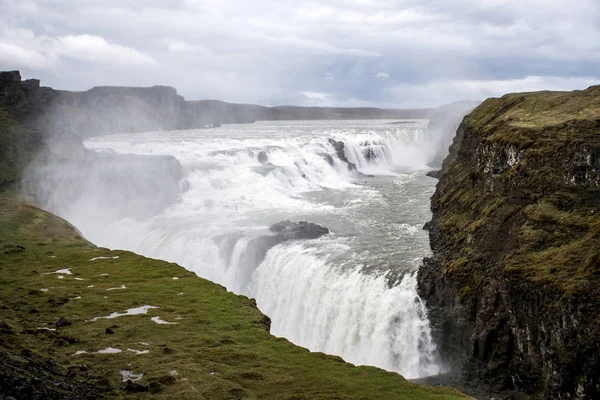 Krásný velký vodopád Gullfoss — Stock fotografie
