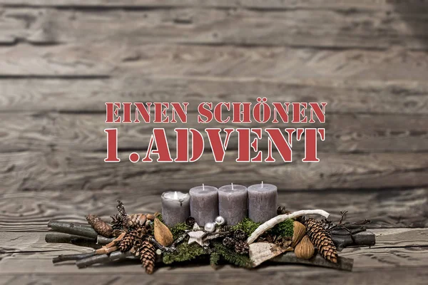 Merry Christmas decoratie komst branden grijs kaars Blurred achtergrond tekst bericht Duits 1e — Stockfoto