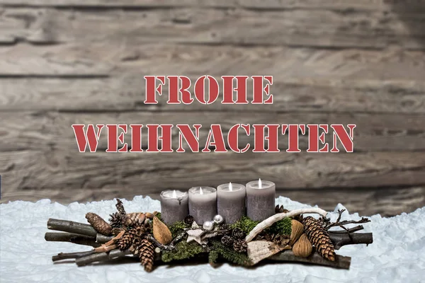 Frohe Weihnachten Dekoration brennend graue Kerze verschwommen Hintergrund Schnee SMS deutsch — Stockfoto