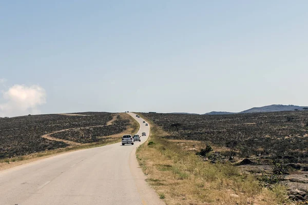 Oman Salalah Emiraty rozmowy z mieszkańcami podczas Sułtanat Jeep Tour dofar góry — Zdjęcie stockowe