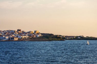 güzel köy Arbatax Sardunya İtalya sardegna günbatımı renkleri sırasında görünümünü