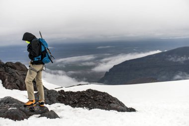İzlanda dağ buzul Hvannadalshnukur Zirvesi Hiking erkekler Vatnajokull park 2 manzara