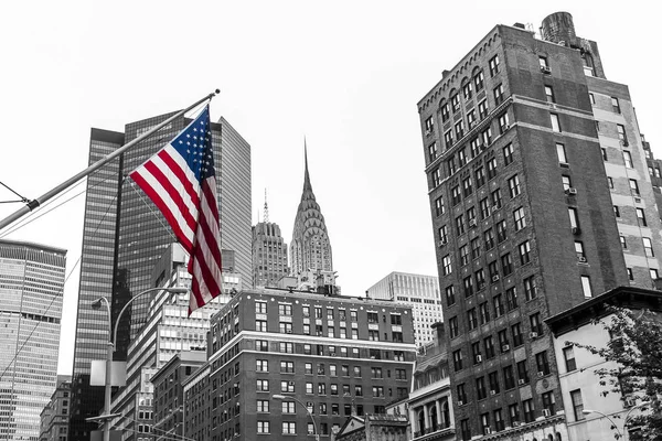 Bandeira americana colorida Nova York EUA Skyline Preto e Branco — Fotografia de Stock