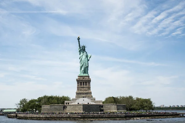 Pomnik pomnik Skyline Liberty New York — Zdjęcie stockowe