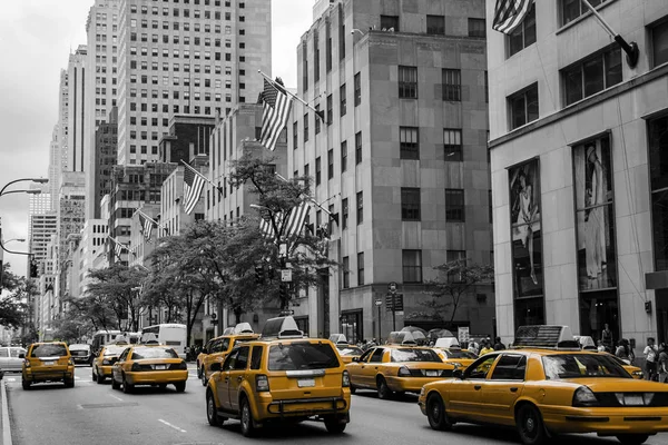 Ciudad de Nueva York Taxi Street USA Negro blanco amarillo 2 — Foto de Stock