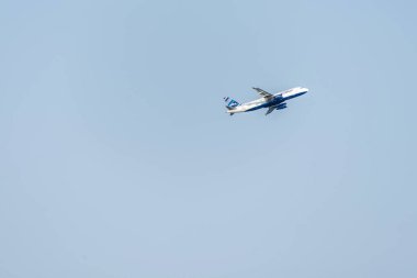 Boston ABD 06.09.2017 havayolu şirketi jetblue uçak Logan Uluslararası Havaalanı Massachusetts bulutlu gökyüzü çıkar