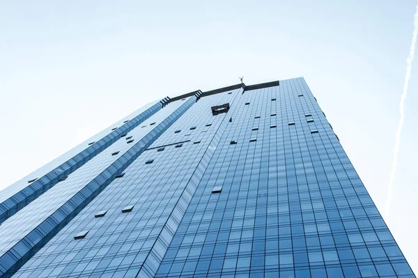 Boston Skyline syscraper grupo de trabajadores servicio de limpieza de ventanas en edificio de gran altura ventana azul —  Fotos de Stock