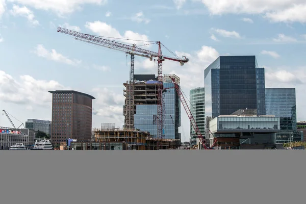 Waterfront view skyline Boston MA, USA new skyscraper construction near waterfront bay — Stock Photo, Image