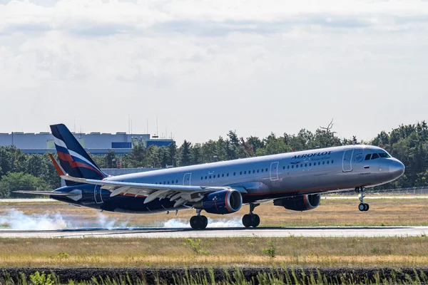 Frankfurt, Germany 11.08.2019 Russian Aeroflot Airlines Боїнг приземлилася в портовому аеропорту у Франкфурті — стокове фото