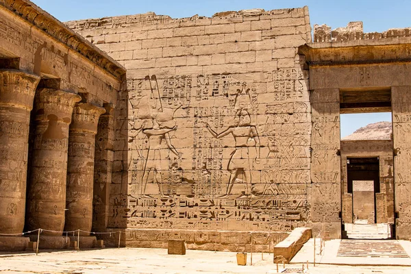 Temple Medinet Habu Egyiptom Luxor of Ramesses Iii egy fontos New Kingdom időszak struktúra Ciszjordániában Luxor — Stock Fotó