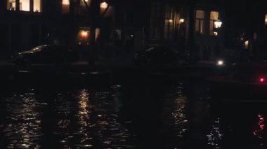 Gece 4-K kanallarını görüntüle