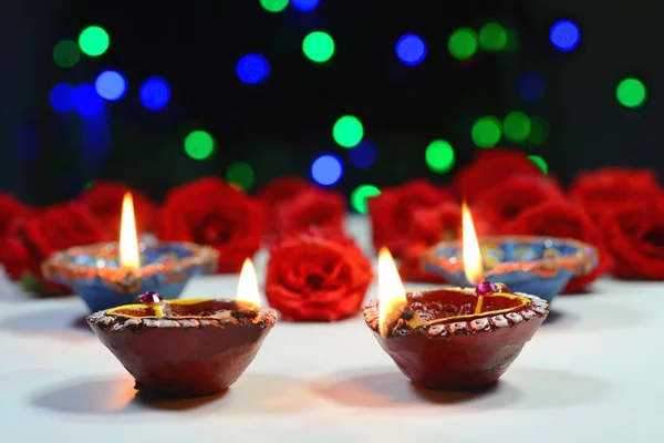 Lâmpadas Óleo Flores Decoradas Para Festival Diwali — Fotografia de Stock