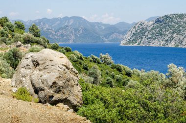 Deniz; Ege; ada; Türkiye; Görünüm; Yaz; mavi; su; yuvası; manzara; doğa; Rock; gökyüzü; seyahat; plaj; Turizm; dağ; kıyı şeridi; güzel; deniz manzarası; Marmaris; Akdeniz; Yeşil; Sahil; Shore; tatil; tatil; tropikal; renk; Panorama; o