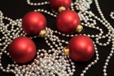 Yılbaşı ağacı süsleri yılbaşı kırmızı Noel topları