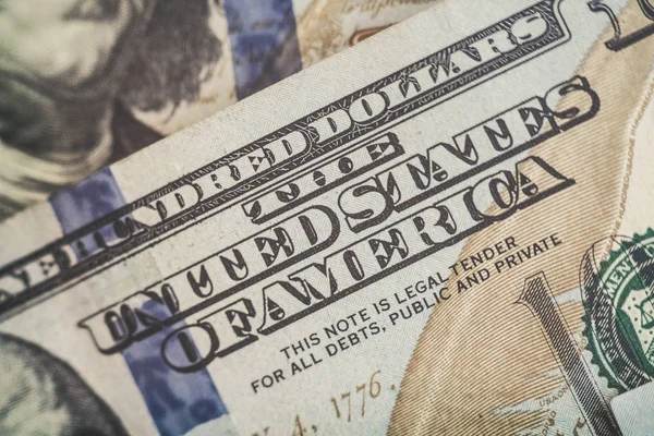 미국 100 달러 지폐에 있는 벤 프랭클린의 얼굴을 클로즈업. — 스톡 사진