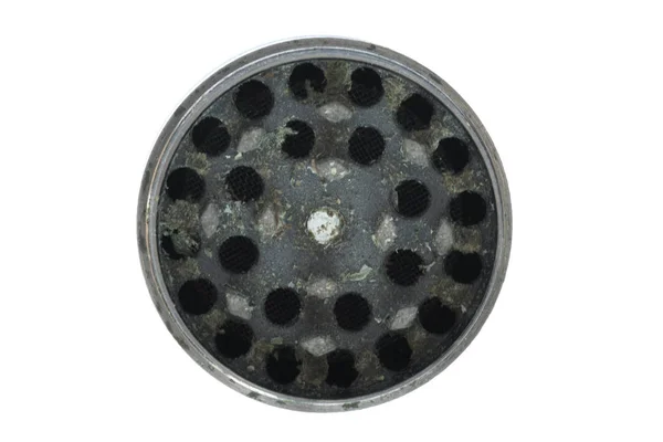 Parte isolada de moedor cinza metálico para botões de maconha isolado — Fotografia de Stock