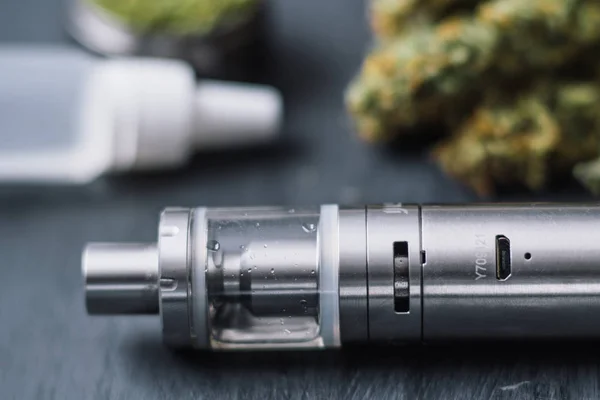 Kenevir ve esrar elektronik sigara, Vape buharı ve Vaping Thc yağı