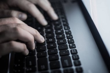 Rus hacker karanlık web, derin Web sunucu kesmek