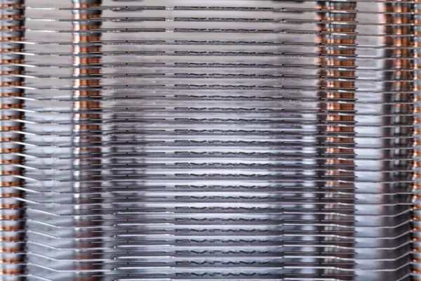 Aluminium radiator met koperen warmte pijp close-up met mooie bokeh — Stockfoto