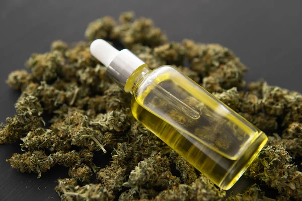 Kannabiszolaj Pipettában Kannabisz Marihuána Koncepció Makro Cbd Orvosi Olaj — Stock Fotó