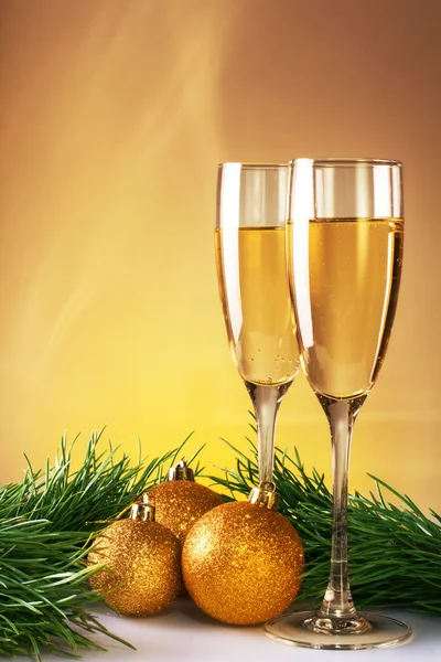 Two glasses of champagne Royalty Free Stock Images