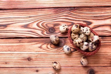 Bıldırcın yumurta sepeti