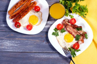 Yumurtalı kahvaltı.