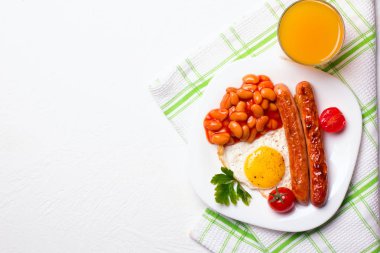 Yumurtalı kahvaltı.