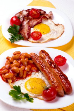 Yumurtalı kahvaltı.