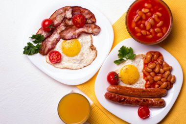 Yumurtalı kahvaltı.