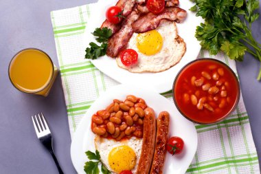 Yumurtalı kahvaltı.