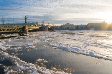 Admiralty (Doğu Pavilion), Palace Bridge, Hermitage