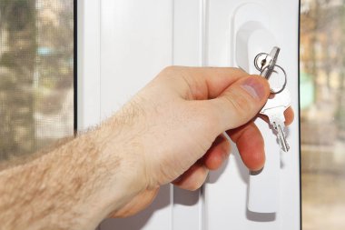 kapatmak pencere tuş kilidi Emanet