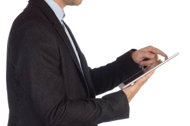 İşadamı görevler üzerinde beyaz arka plan closeup izole modern tablet planları.