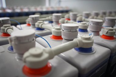 Closeup elektrik Dc akü akümülatör