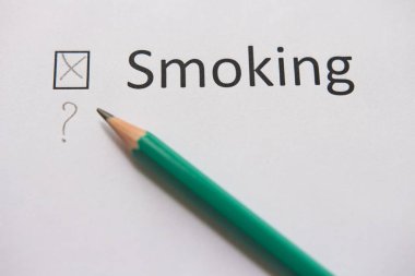 Sigarayı bıraktım. Word çapraz beyaz kağıt ve gri kalem yasaktır bulunmakta.