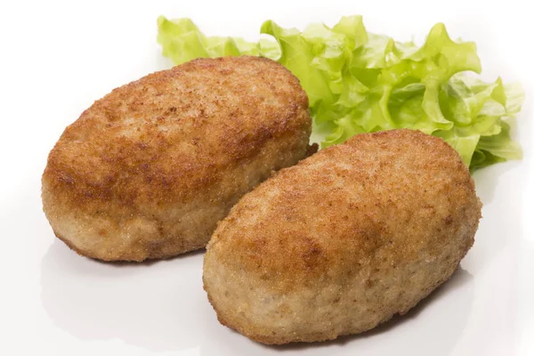 Fleischschnitzel mit frischem Salat — Stockfoto